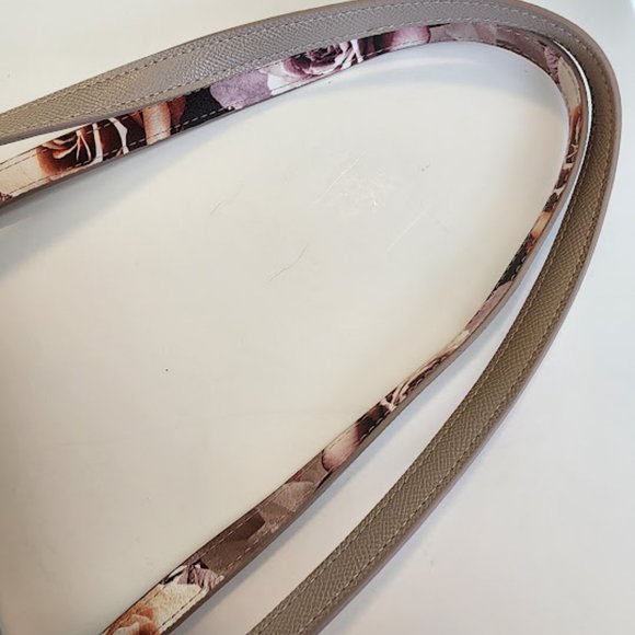 Betsey Johnson Xozaria Large Tote - Picture 12 of 16